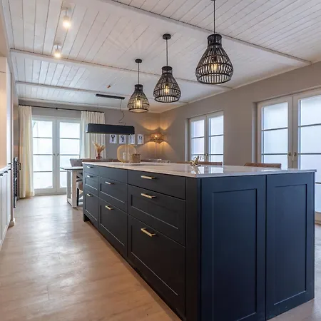 Hummergrund Humarus * סנט פטר-אורדינג