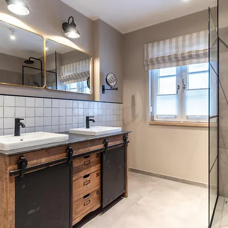 Hummergrund Humarus דירה